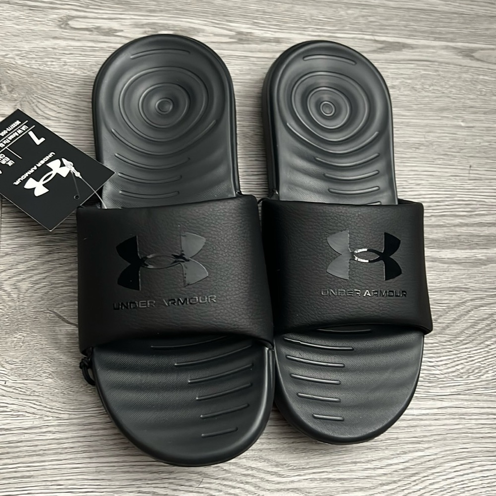 Under Armour slides Women's size 7 - New without box